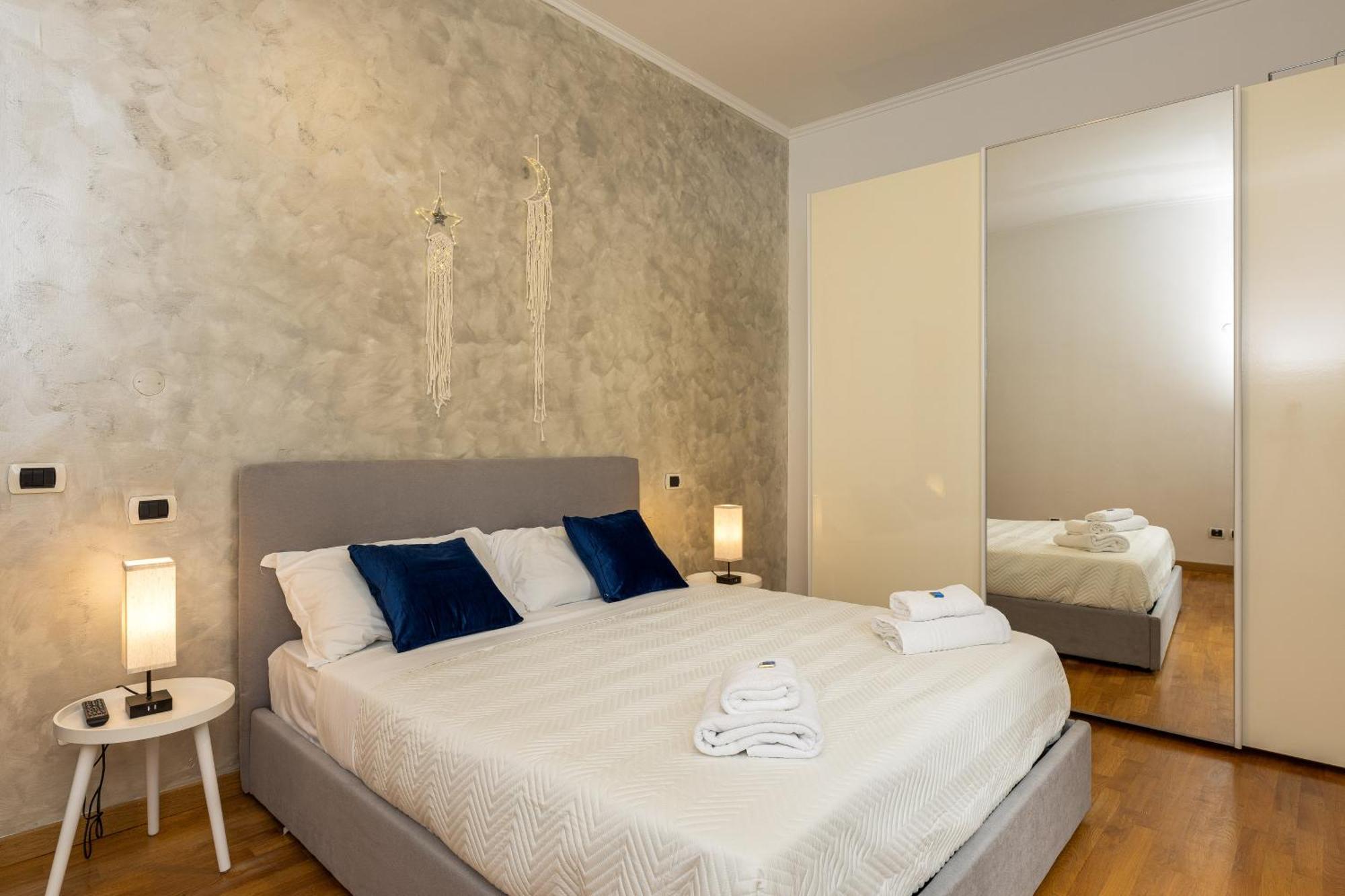 Colosseum Sweet Life Apartment Рим Екстер'єр фото